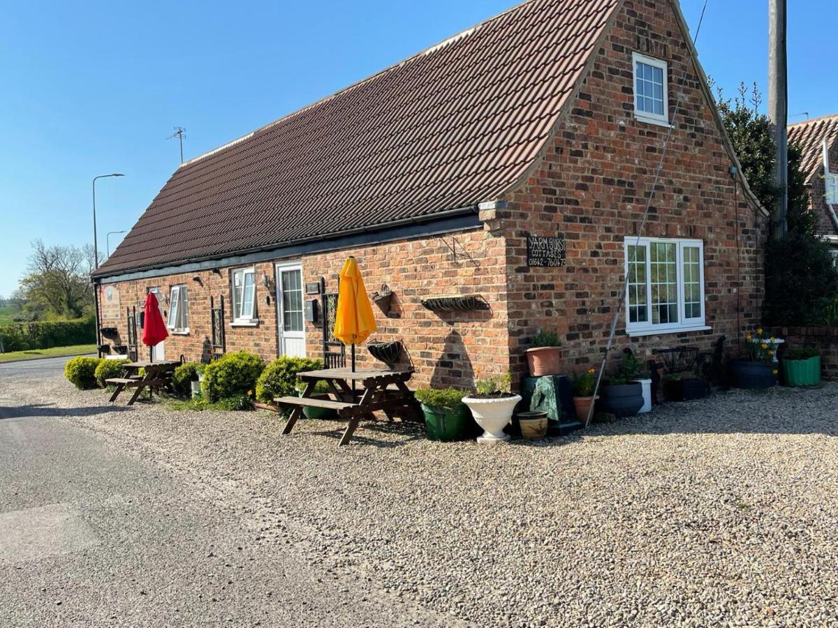 Yarm Cottages Sleeping 12 Kirklevington Екстер'єр фото