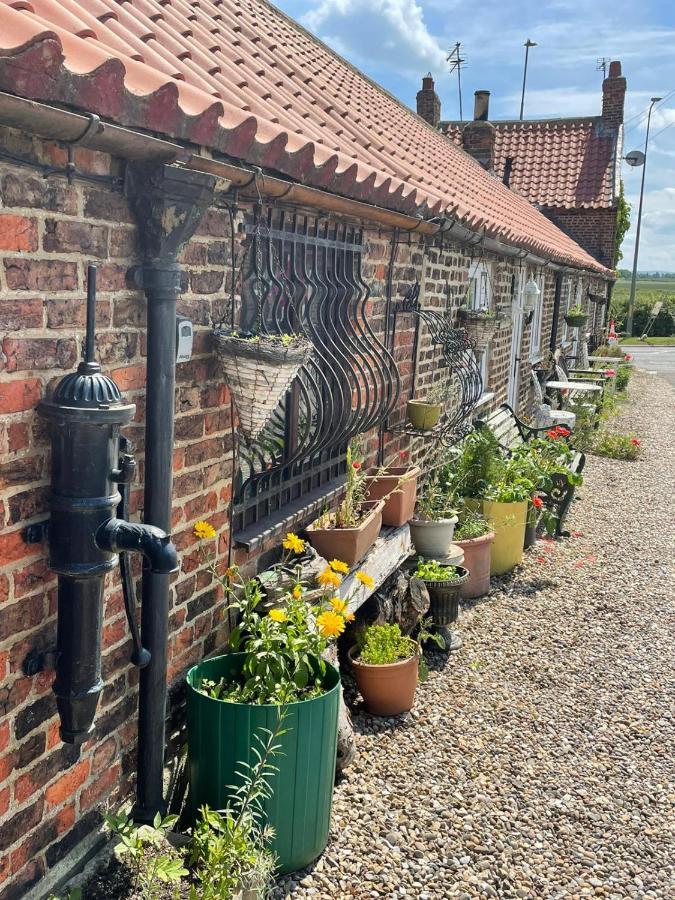 Yarm Cottages Sleeping 12 Kirklevington Екстер'єр фото